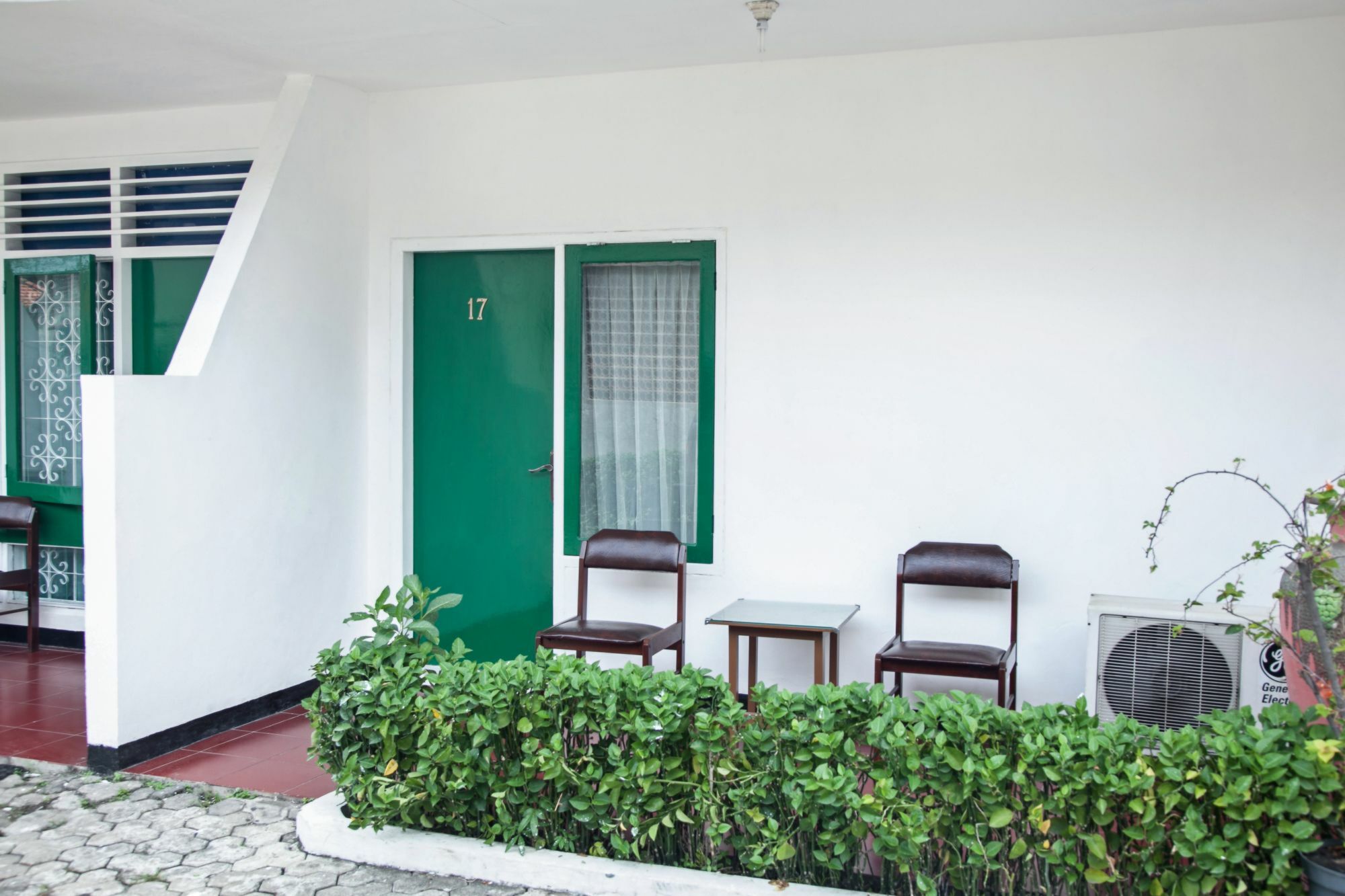 Reddoorz Near City Of Tomorrow Mall Surabaya Exterior photo
